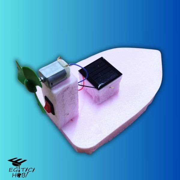 Rüzgar Gücü İle Giden Tekne - Güneş Panelli Versiyon Rüzgar Gücü İle Giden Tekne - Güneş Panelli Versiyon