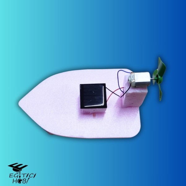 Rüzgar Gücü İle Giden Tekne - Güneş Panelli Versiyon Rüzgar Gücü İle Giden Tekne - Güneş Panelli Versiyon